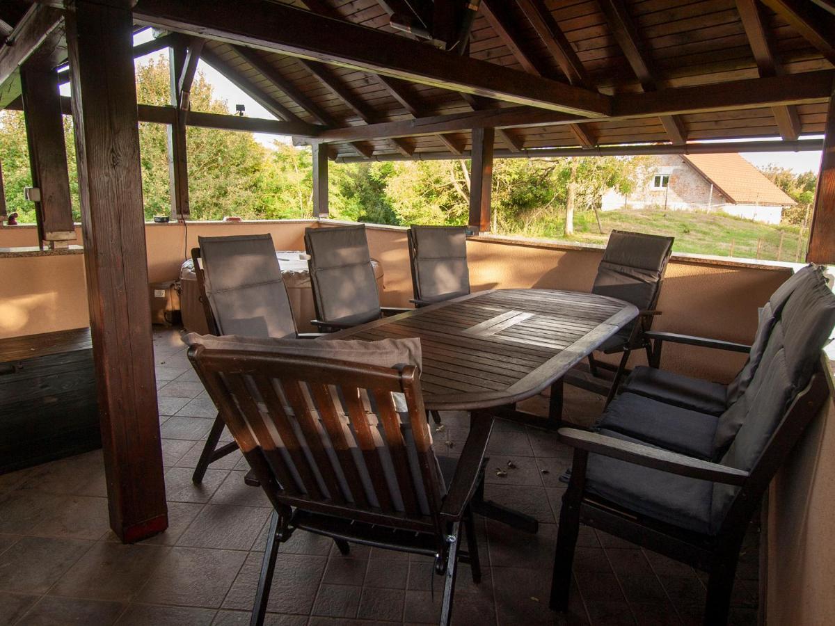 Holiday House Zarja - With Sauna And Hot Tub Bizeljsko Exterior photo