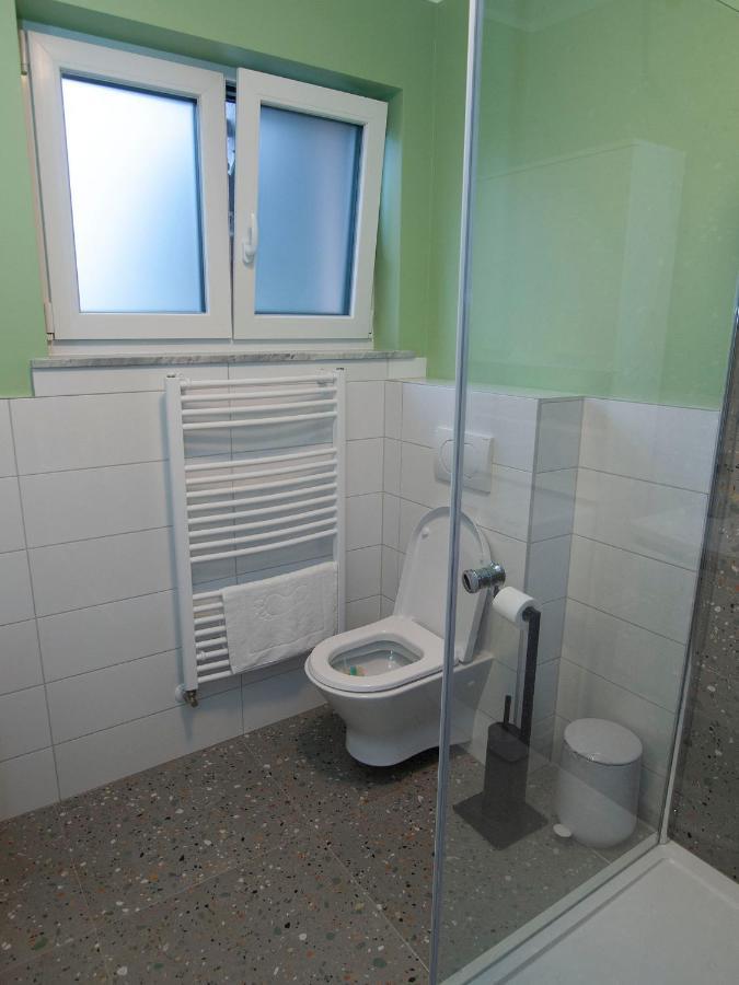 Holiday House Zarja - With Sauna And Hot Tub Bizeljsko Exterior photo